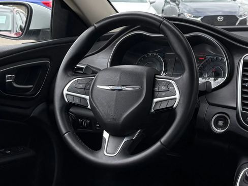 Used 2016 Chrysler 200 Limited w/ Convenience Group FWD image 20