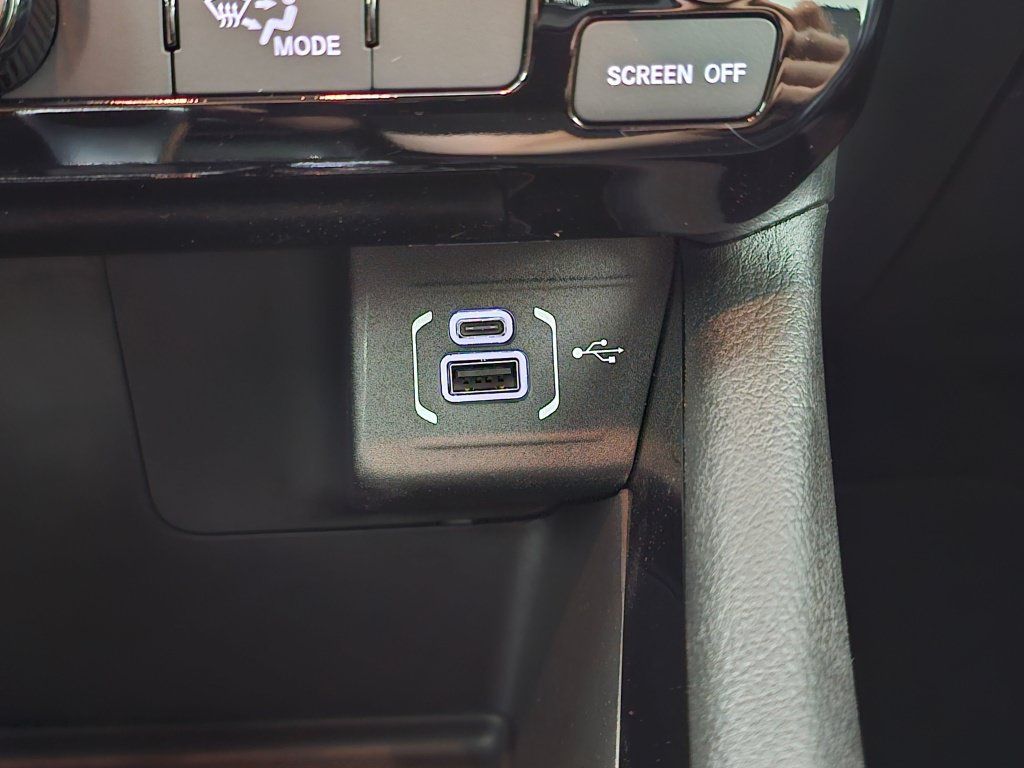 New 2026 Jeep Compass Latitude AWD/4WD image 29