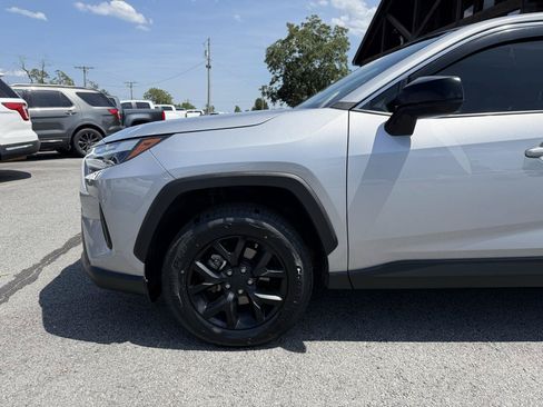 Used 2024 Toyota RAV4 LE FWD image 34