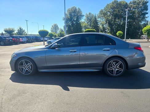 Used 2024 Mercedes-Benz C 300 4MATIC Sedan image 2
