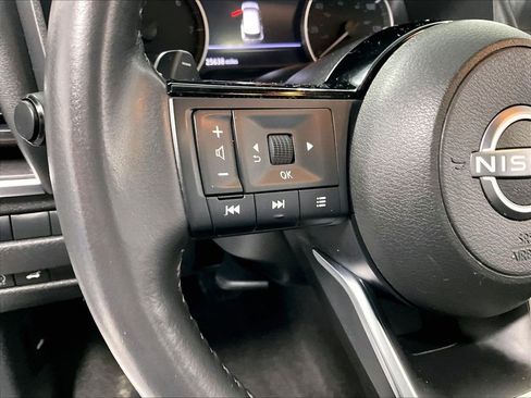 Used 2023 Nissan Rogue SV w/ SV Premium B Package AWD/4WD image 24