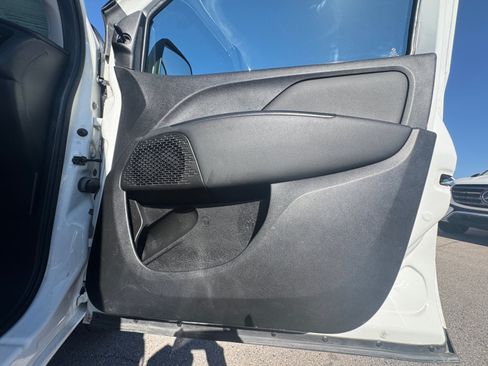 Used 2021 RAM ProMaster City Tradesman FWD image 32