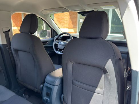 Used 2023 Ford Maverick XL FWD image 30