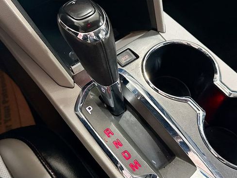 Used 2016 GMC Terrain SLT w/ Open Road Package image 17