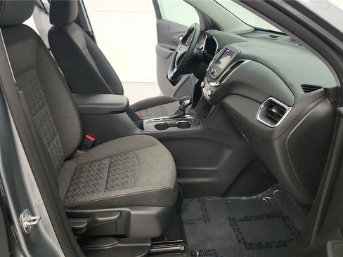 Used 2024 Chevrolet Equinox LT w/ LPO, Floor Liner Package image 36