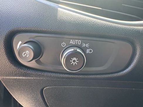 Used 2023 Chevrolet Malibu LT image 24