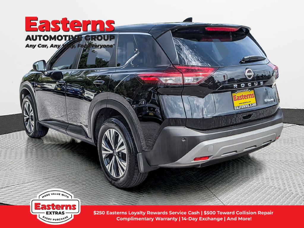 Used 2023 Nissan Rogue SV AWD/4WD image 5