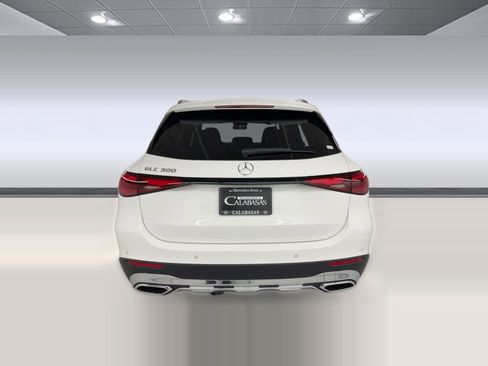 New 2026 Mercedes-Benz GLC 300 image 9