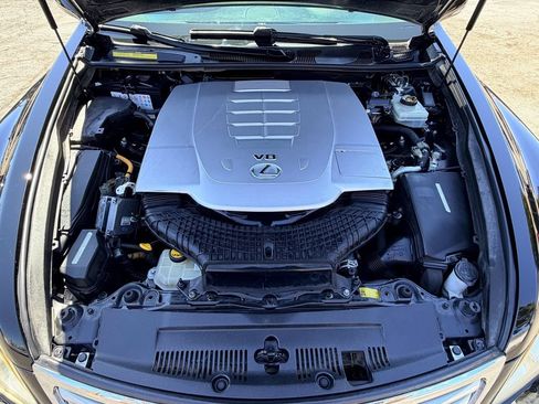 Used 2012 Lexus LS 460 L w/ Luxury Value Edition RWD image 38