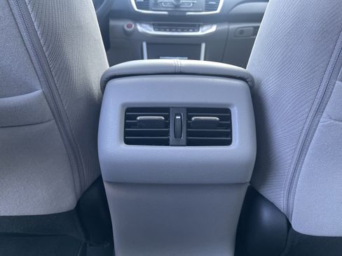 Used 2015 Honda Accord EX image 28