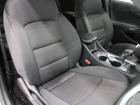 Used 2024 Chevrolet Malibu LT FWD image 22