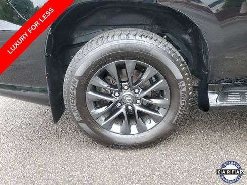Used 2023 Lexus GX 460 Luxury w/ Accessory Package AWD/4WD image 5