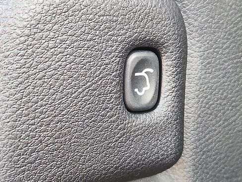 Used 2015 Jeep Grand Cherokee Altitude AWD/4WD image 28