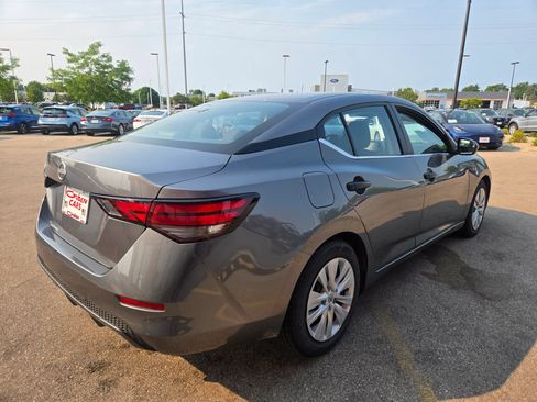 Used 2024 Nissan Sentra S FWD image 4