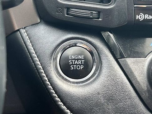 Used 2018 Toyota RAV4 XLE image 27