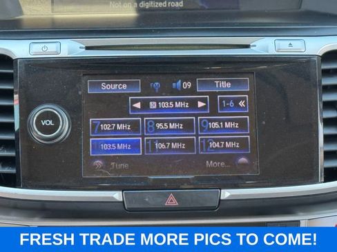 Used 2015 Honda Accord EX-L image 18