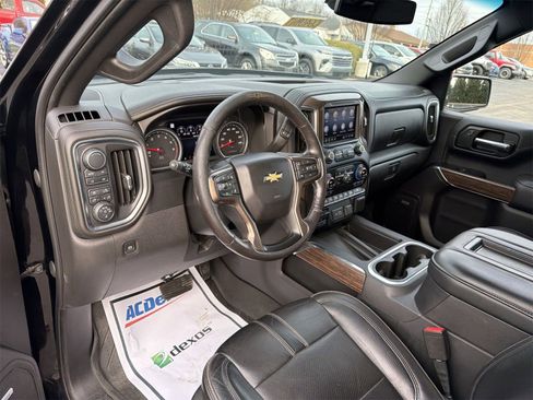 Used 2019 Chevrolet Silverado 1500 High Country image 10
