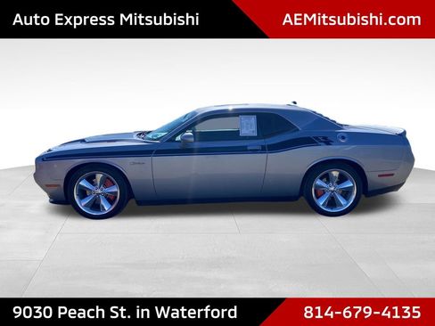 Used 2015 Dodge Challenger R/T Plus RWD image 4
