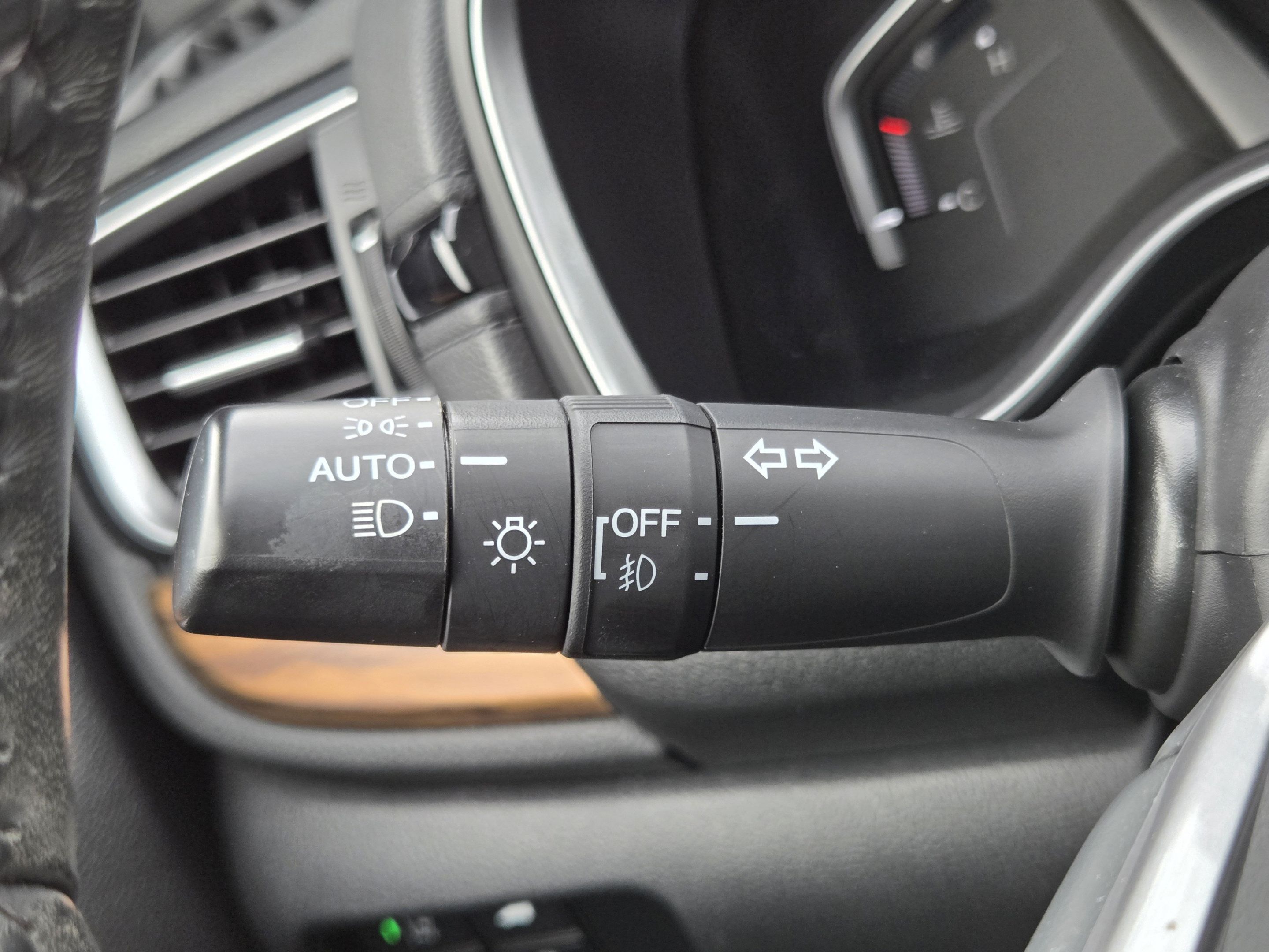 Used 2021 Honda CR-V Touring image 18