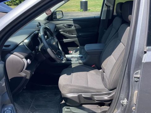 Used 2019 Chevrolet Traverse LS w/ LPO, Floor Liner Package AWD/4WD image 5
