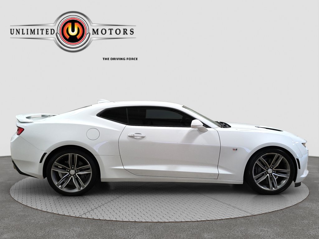 Used 2016 Chevrolet Camaro SS RWD image 2
