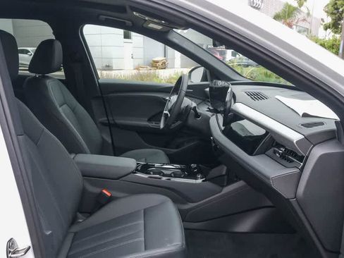 New 2027 Audi Q6 e-tron Premium Plus AWD/4WD image 16