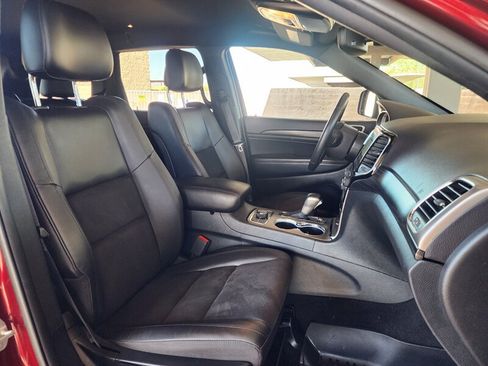 Used 2020 Jeep Grand Cherokee Laredo w/ Quick Order Package 2BN North AWD/4WD image 63