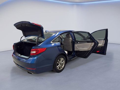 Used 2017 Hyundai Sonata SE w/ Cargo Package image 13