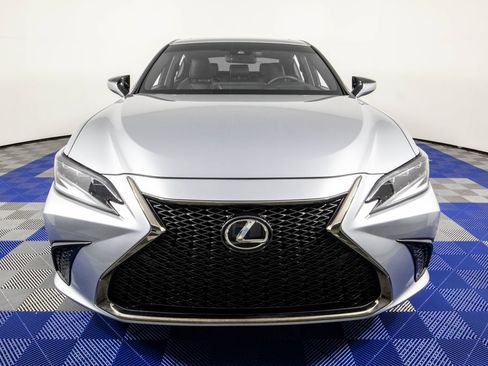 Used 2023 Lexus ES 350 F Sport w/ Accessory Package (Z2) FWD image 3
