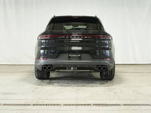 New 2026 Porsche Cayenne image 6