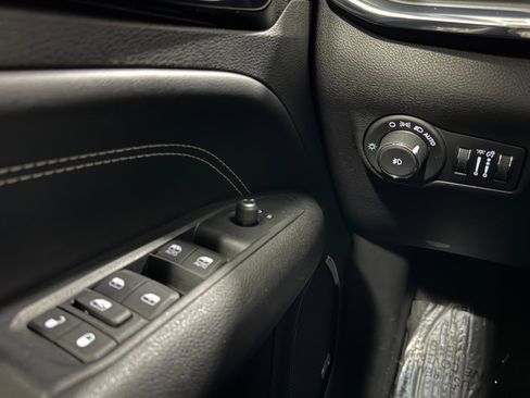 Used 2022 Jeep Compass High Altitude image 6