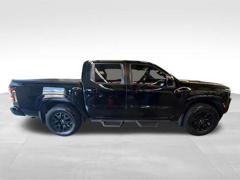 Used 2023 Nissan Frontier SV w/ Midnight Edition Package AWD/4WD image 6