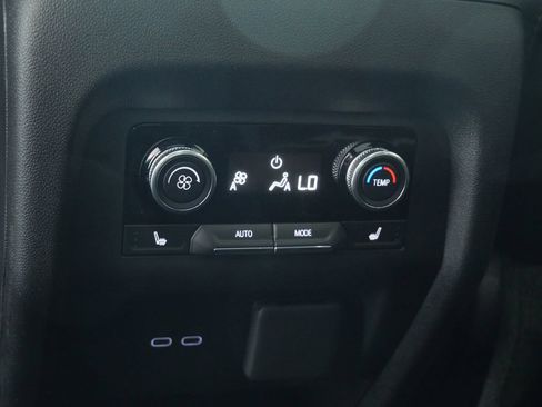 New 2026 Buick Enclave Avenir w/ Super Cruise Package AWD/4WD image 17