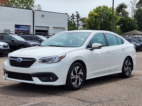 Used 2020 Subaru Legacy Premium AWD/4WD image 6