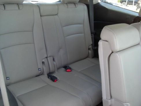 Used 2017 Honda Pilot EX-L image 19