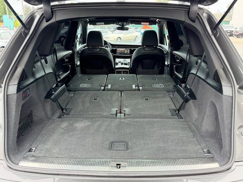 Used 2021 Audi Q7 3.0T Premium Plus w/ Premium Plus Package AWD/4WD image 20