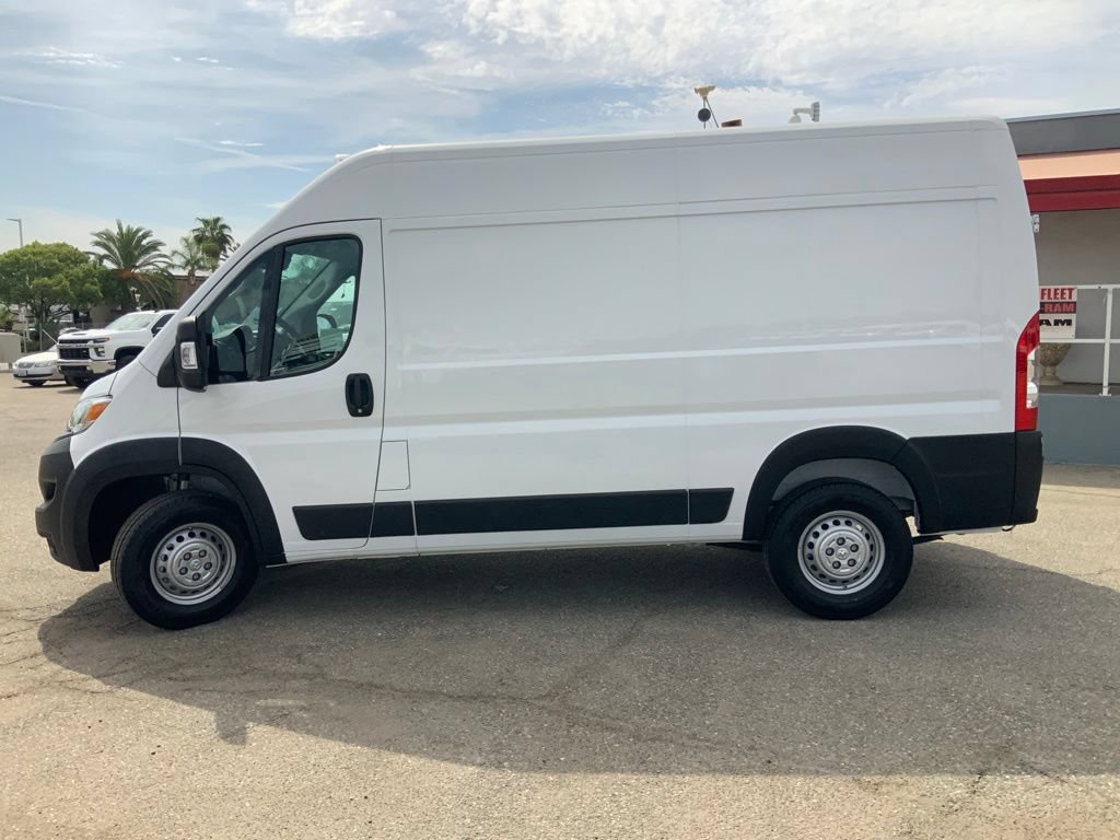 New 2026 RAM ProMaster 2500 w/ Convenience Group FWD image 4
