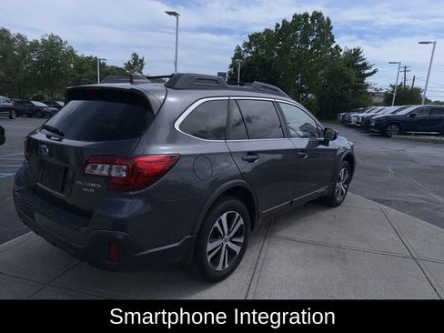 Used 2018 Subaru Outback 3.6R Limited AWD/4WD image 6