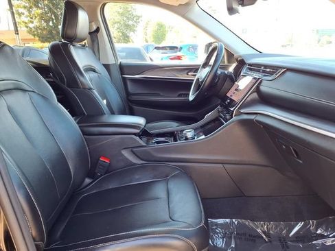 Used 2021 Jeep Grand Cherokee L Limited RWD image 26