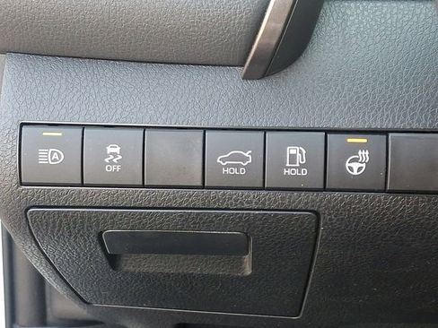 Used 2023 Toyota Camry XLE w/ Cold Weather Package AWD/4WD image 26