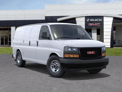 New 2026 GMC Savana 3500 RWD image 7