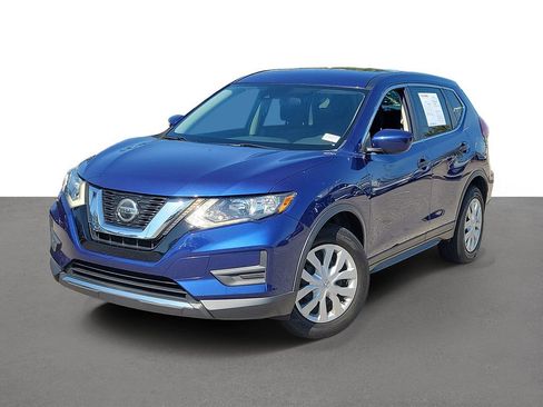 Used 2019 Nissan Rogue S FWD image 1