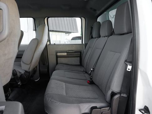 Used 2016 Ford F650 2WD Crew Cab Super Duty image 44