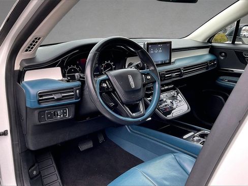 Used 2020 Lincoln Corsair Reserve w/ Elements Package image 17