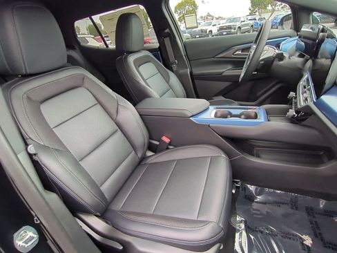 New 2026 Chevrolet Equinox EV LT AWD/4WD image 27