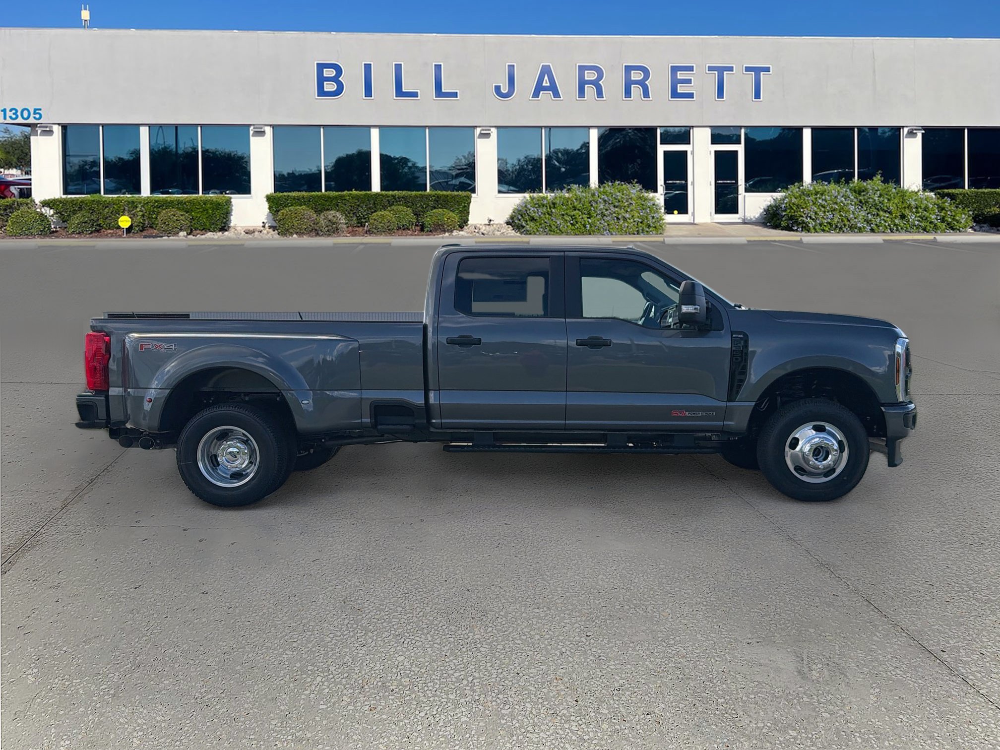New 2027 Ford F350 XL w/ STX Appearance Package AWD/4WD image 3