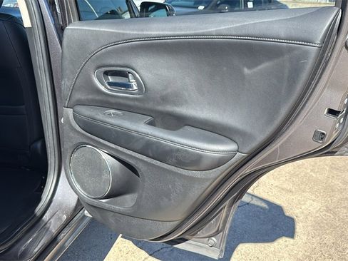 Used 2018 Honda HR-V EX-L image 27