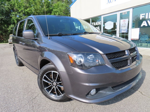 Used 2019 Dodge Grand Caravan GT FWD image 1
