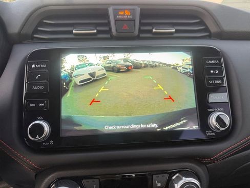 New 2025 Nissan Versa SR w/ Trunk Package image 21