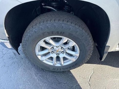 New 2026 Chevrolet Silverado 1500 LT w/ Z71 Off-Road Package AWD/4WD image 32